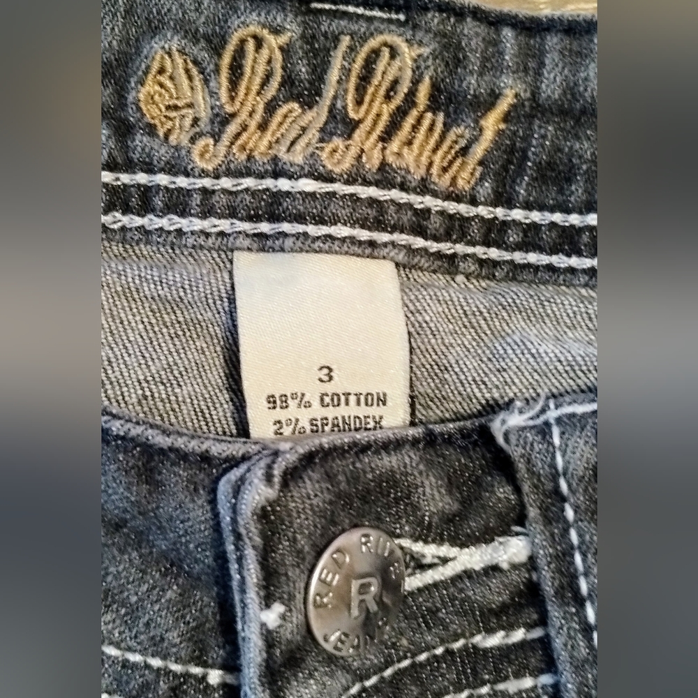 Red Rivet womens jeans - Picture 3 of 4